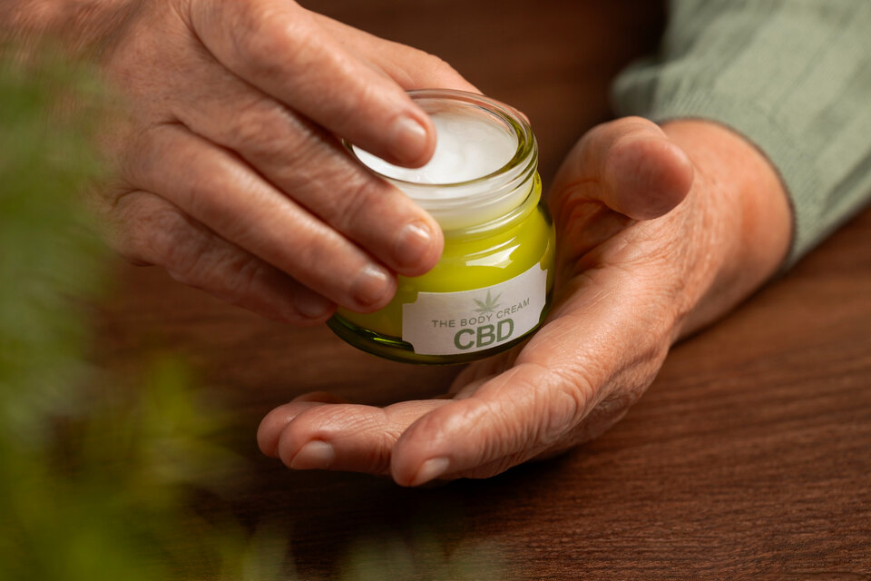 Természetes bőrápolás CBD olajjal